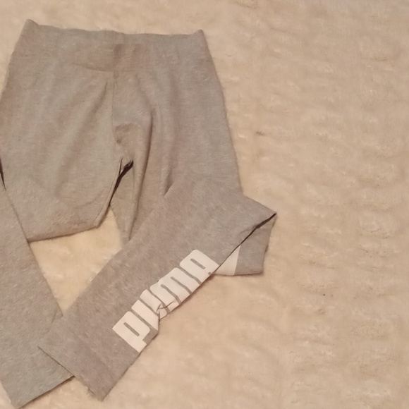 Women's size xs puma leggings like new - Picture 3 of 4